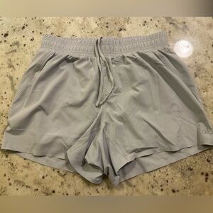 Alo 5’’ Adapt Running Shorts